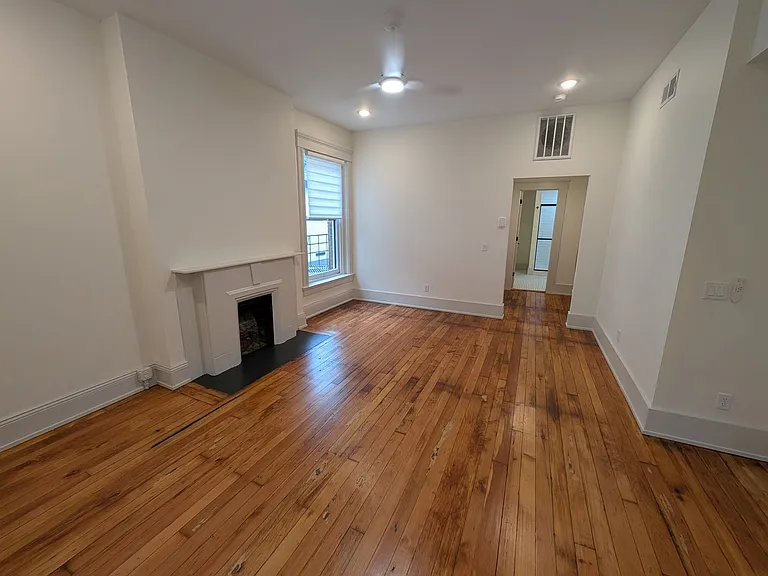 521 Garrard St #3 — Photo 5