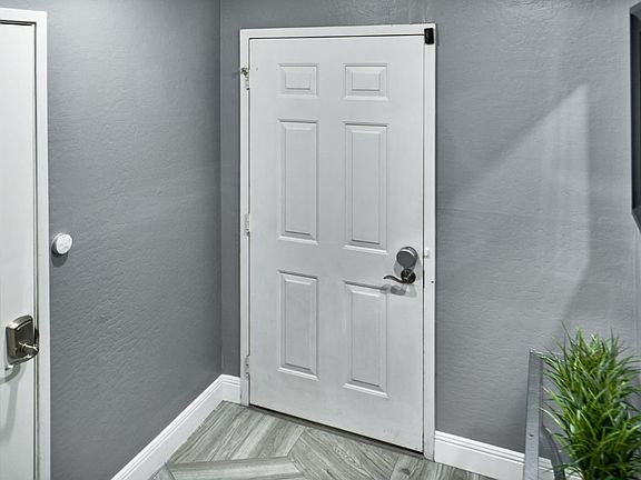 2nd image of 472 N Winchester Blvd APT 7