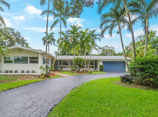 748 Holly Ln, Plantation, FL 33317