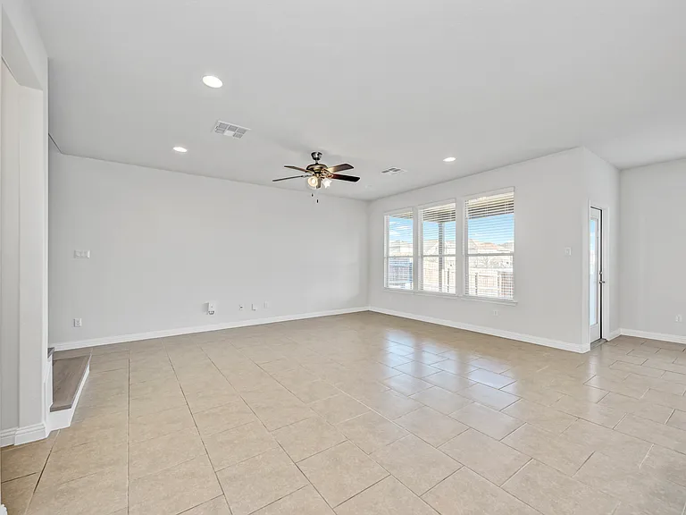 3618 Kennedy Grace Ln — Photo 6