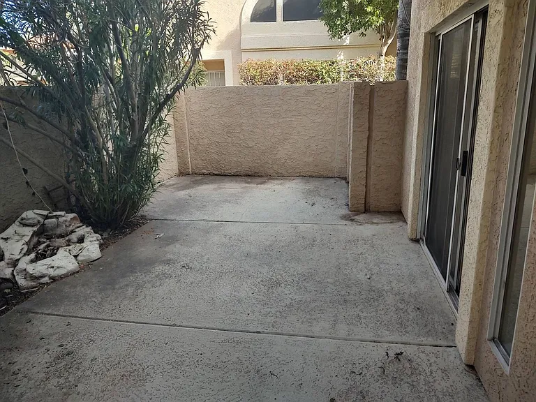 10225 N 12th Pl #2 — Photo 21