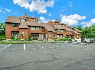 131 Swan Ct, Poughkeepsie, NY 12603