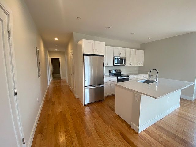 1st image of 208 Neponset Valley Pkwy #5