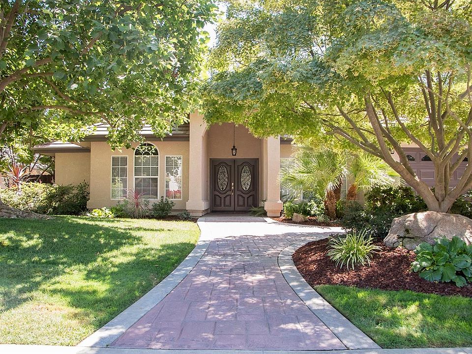 1st image of 5035 Lakewood Drive