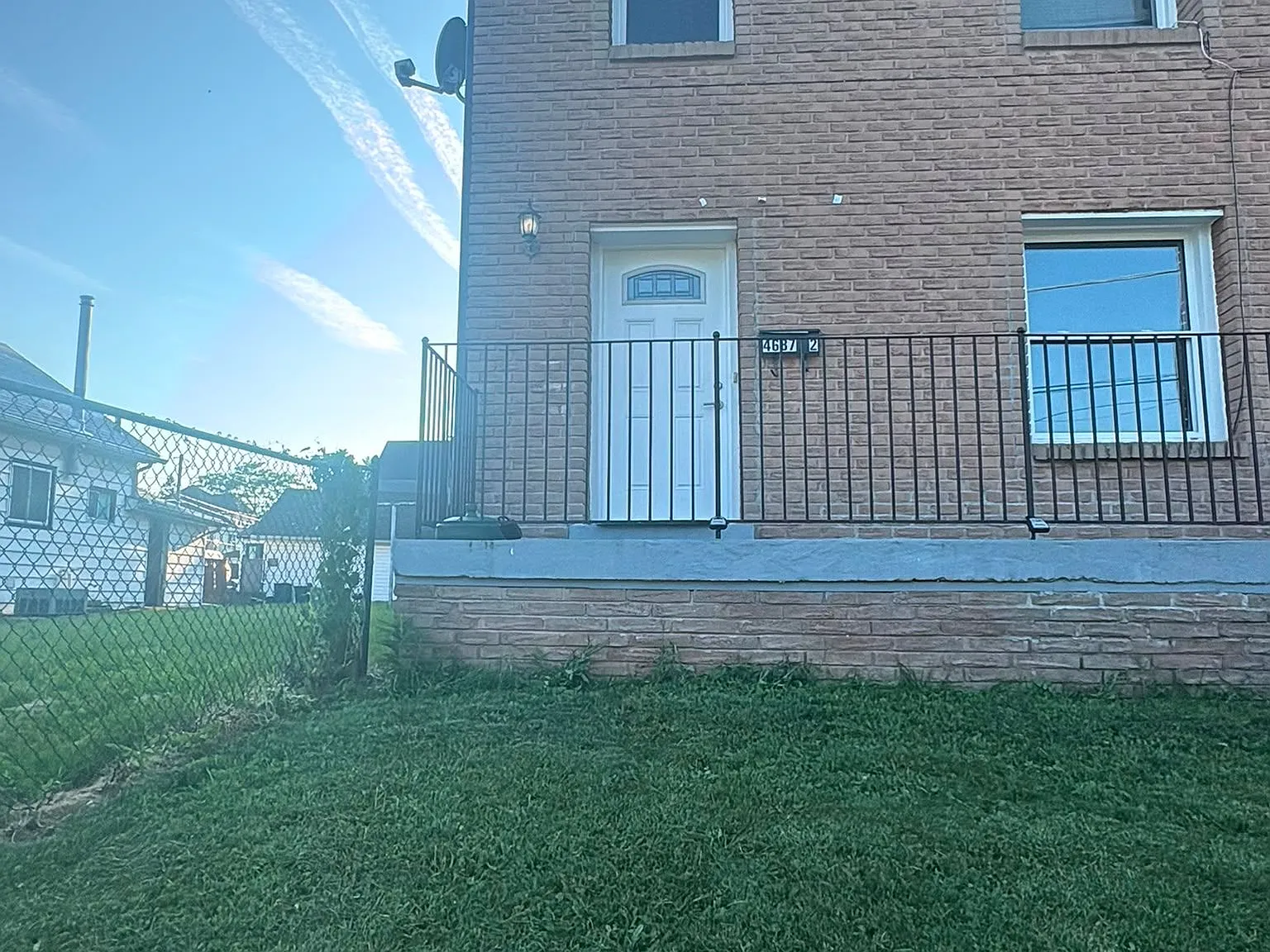 2 bed, $1,900 — Photo 1