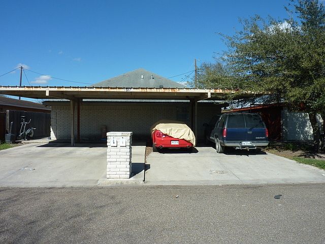1st image of 1107 Durmiendo St