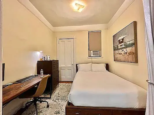 Rented by Compass | media 10