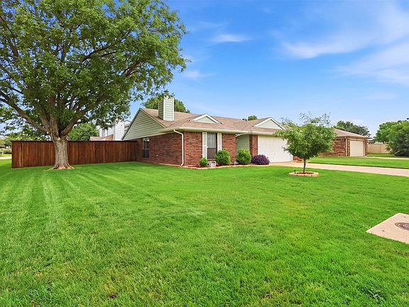 5th image of 3612 Glenview Dr