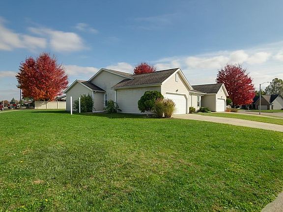 3rd image of 1545 Brook Park Dr #547