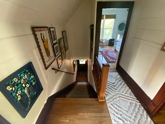 1603 W Clarke Ave — Photo 4