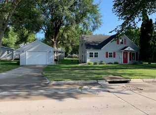 715 Q Ave, Nevada, IA 50201