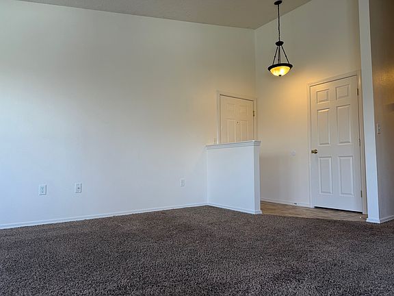 2nd image of 2553 S Owyhee St APT 202