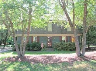 1412 Dellwood Dr, Raleigh, NC 27607