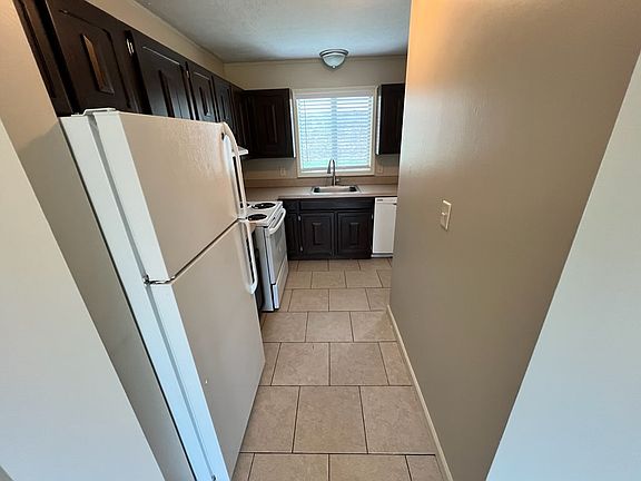 5th image of 4449 S 27th St
