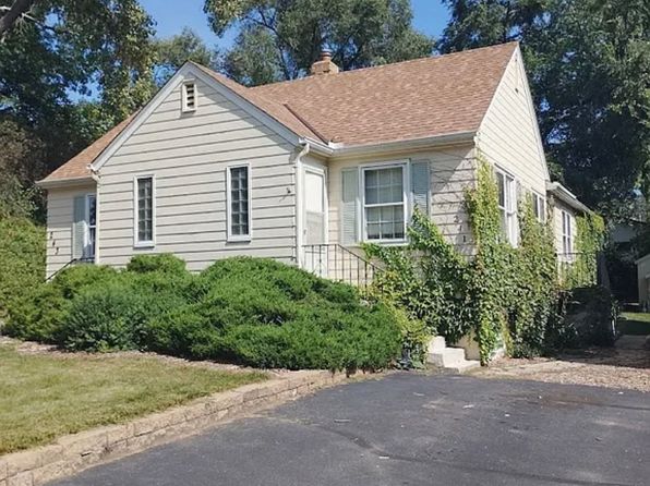 243 Monroe Ave N