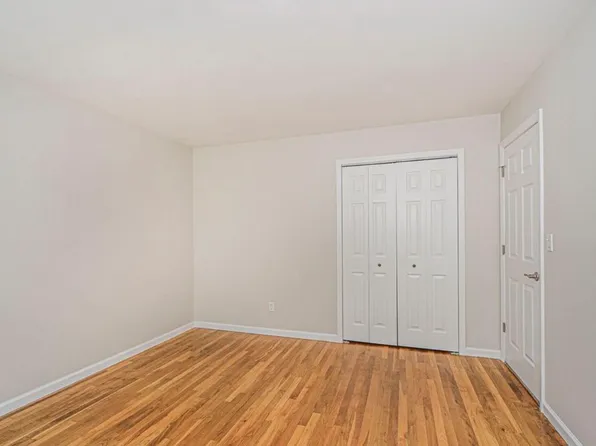 292 Chesterton Ave Floor 1, Staten Island, NY 10306