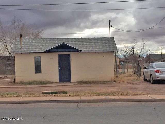 2nd image of 605/607 E Maple St