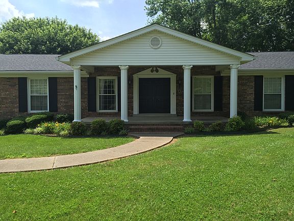 3rd image of 607 Lexington Dr