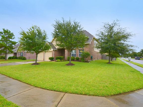 2nd image of 24402 Cobble Canyon Ln