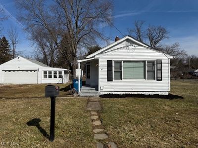 2945 Maple St, Barberton, OH, 44203