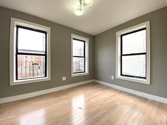 Rented by Bohemia Realty Group | media 20