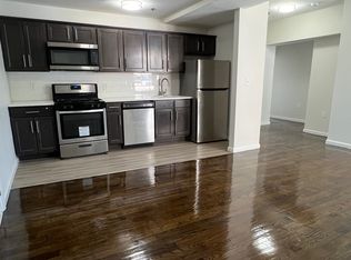168 N Grove St #203, East Orange, NJ 07017