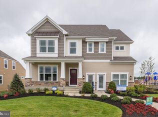 Lennar, White Plains, MD 20695