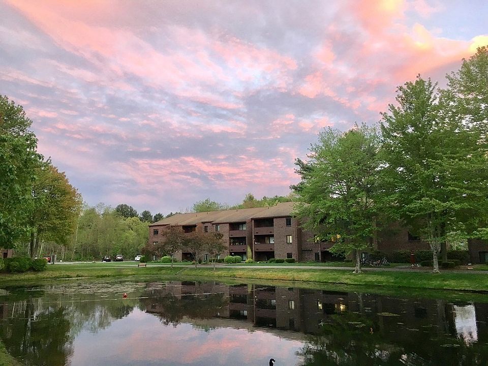 1st image of 15 Davis Rd APT B11