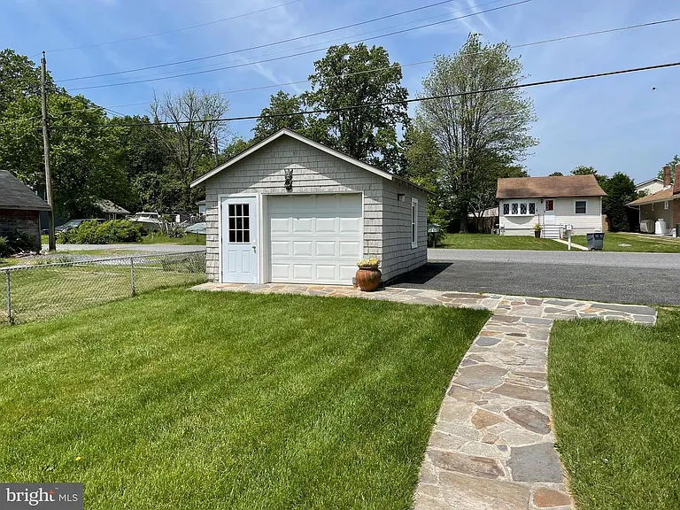 2513 Barrison Point Rd — Photo 18