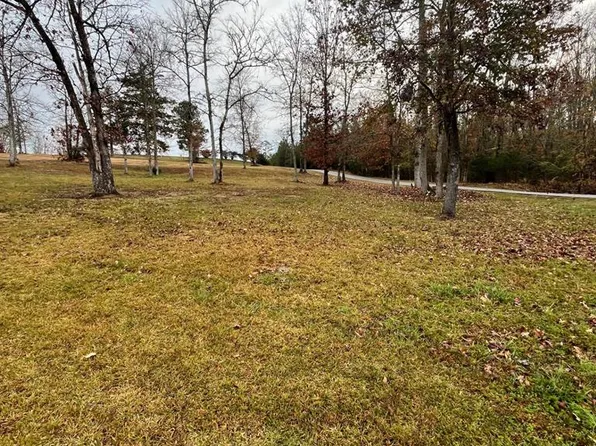 243 Gardenia Dr, Ninety Six, SC 29666