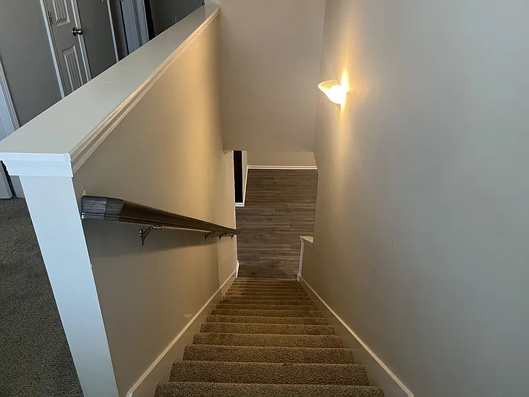 1055 Amber Hills Dr — Photo 16