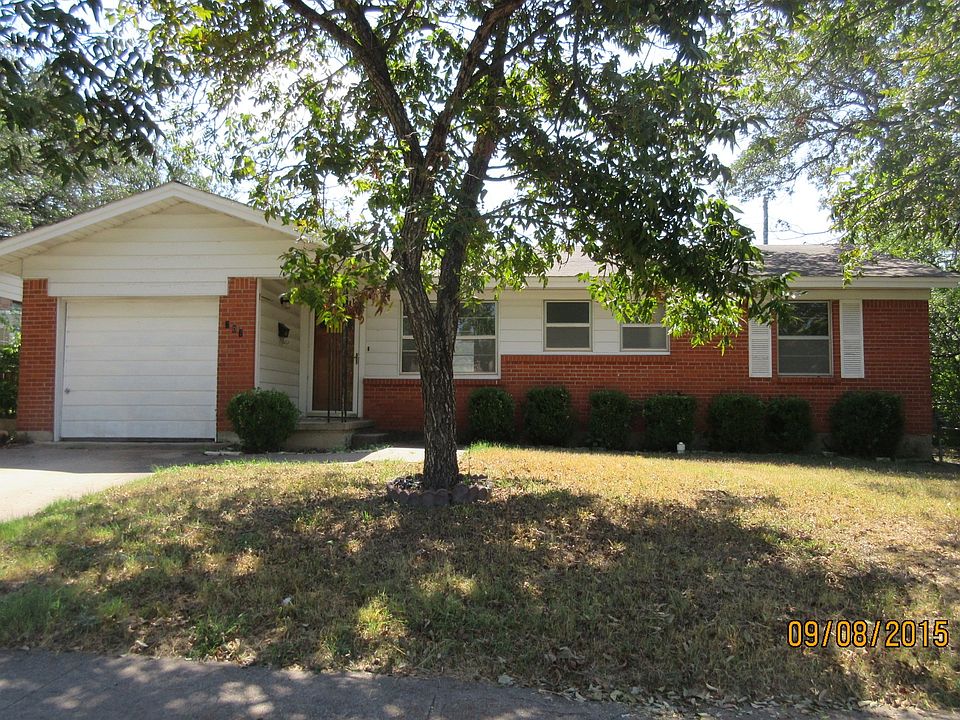 1st image of 707 Shady Ln