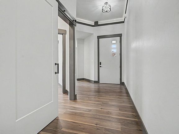 2nd image of 261 Mount Quandry St