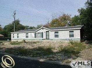 26732 Florence St, Inkster, MI 48141