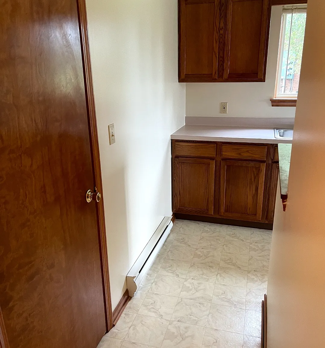 1 bed, 800 sqft, $1,125 — Photo 3