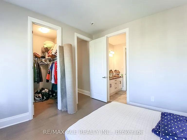 261 Marigold Ct — Photo 24