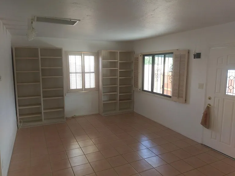 Large livingroom