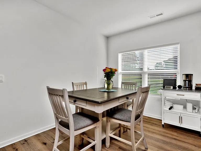 9426 Doss Ferry Ln — Photo 11