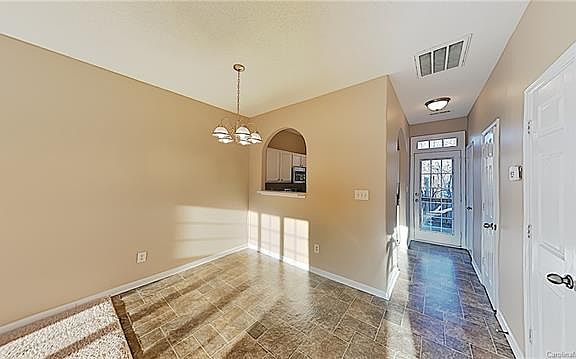 2nd image of 8023 Kings Creek Dr
