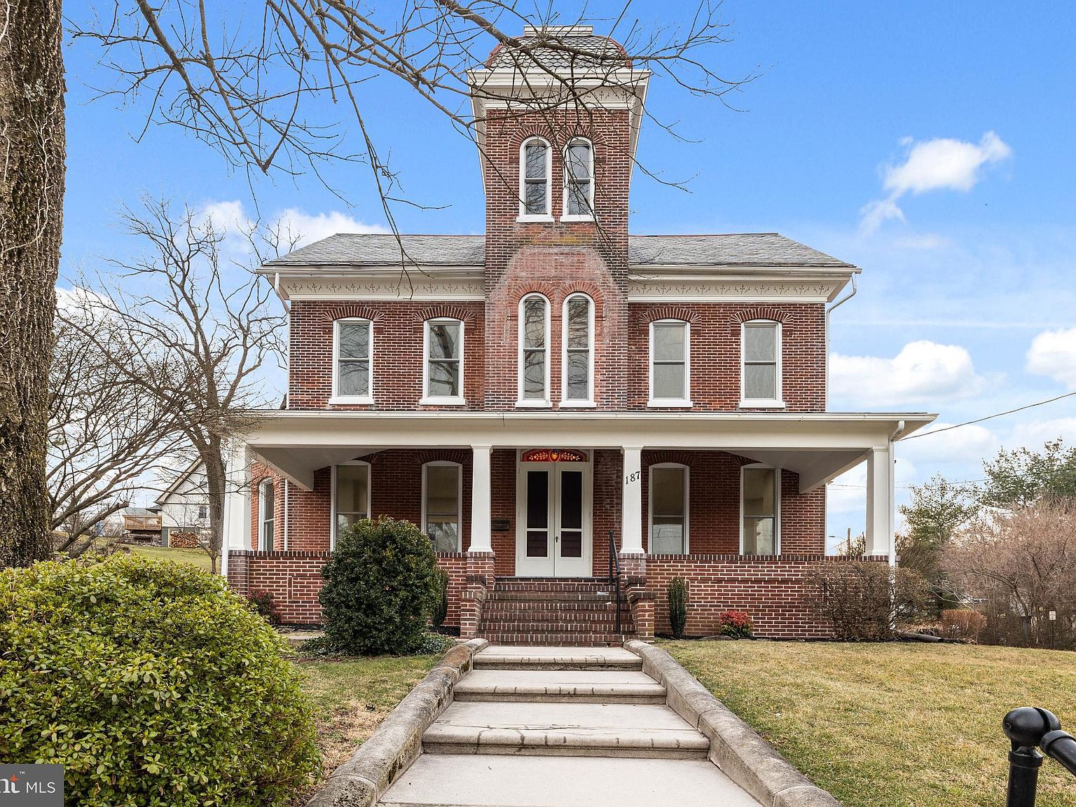 187 Main St, Schwenksville, PA 19473 Zillow