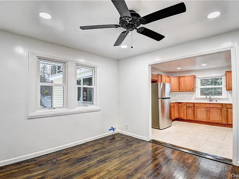 19 Lake Ave — Photo 10