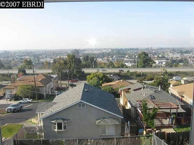 1st image of 16589 Hannah Dr