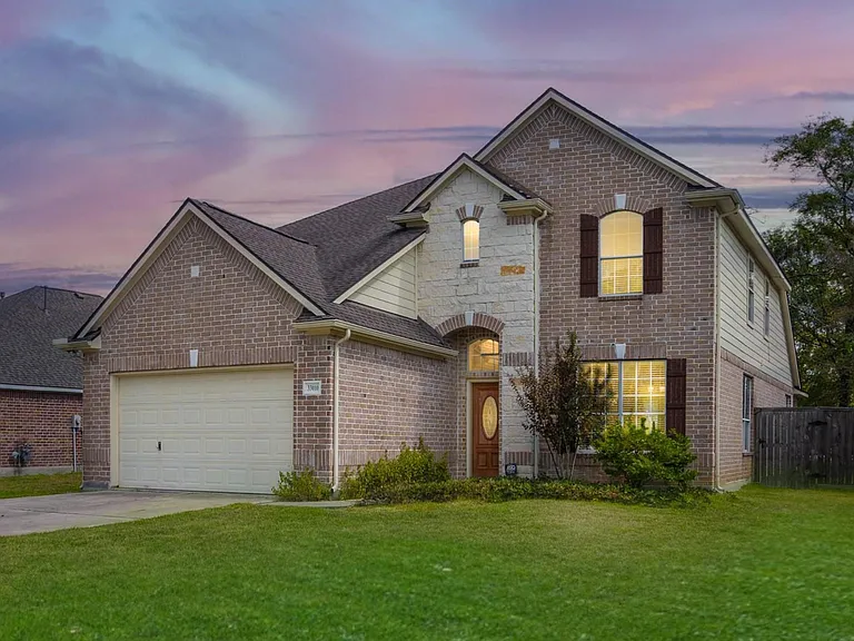 33010 Greenfield Forest Dr — Photo 1