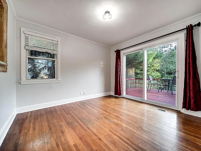 1315 Saturn Dr — Photo 25