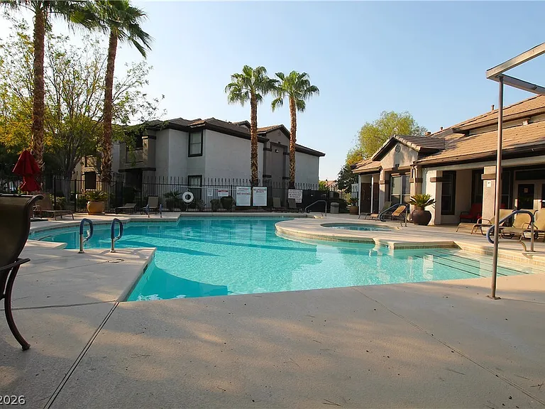 45 Maleena Mesa St #621 — Photo 17