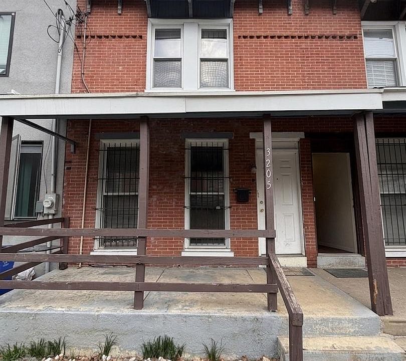 1st image of 3205 Pearl St