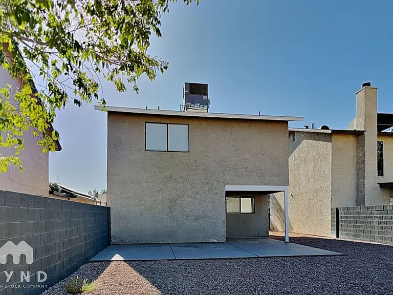 4336 Fox Point Dr — Photo 19