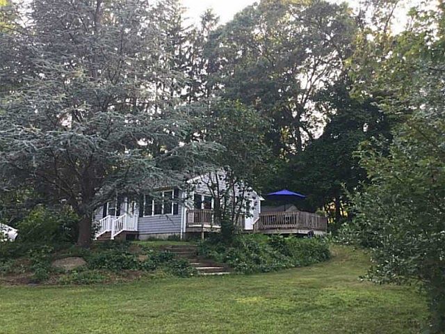 1st image of 7 Boulder Dr