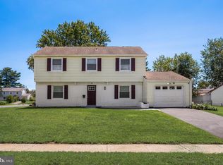 62 Brierdale Ln, Willingboro, NJ 08046