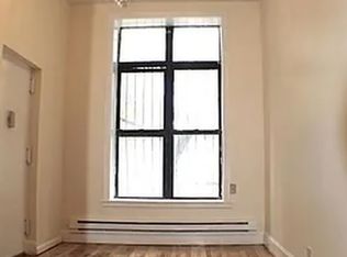 339 W 51st St APT 1C, New York, NY 10019
